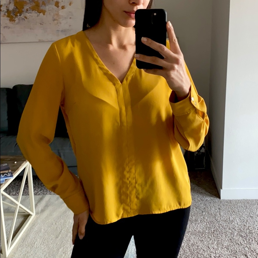 Flowy dress shirt